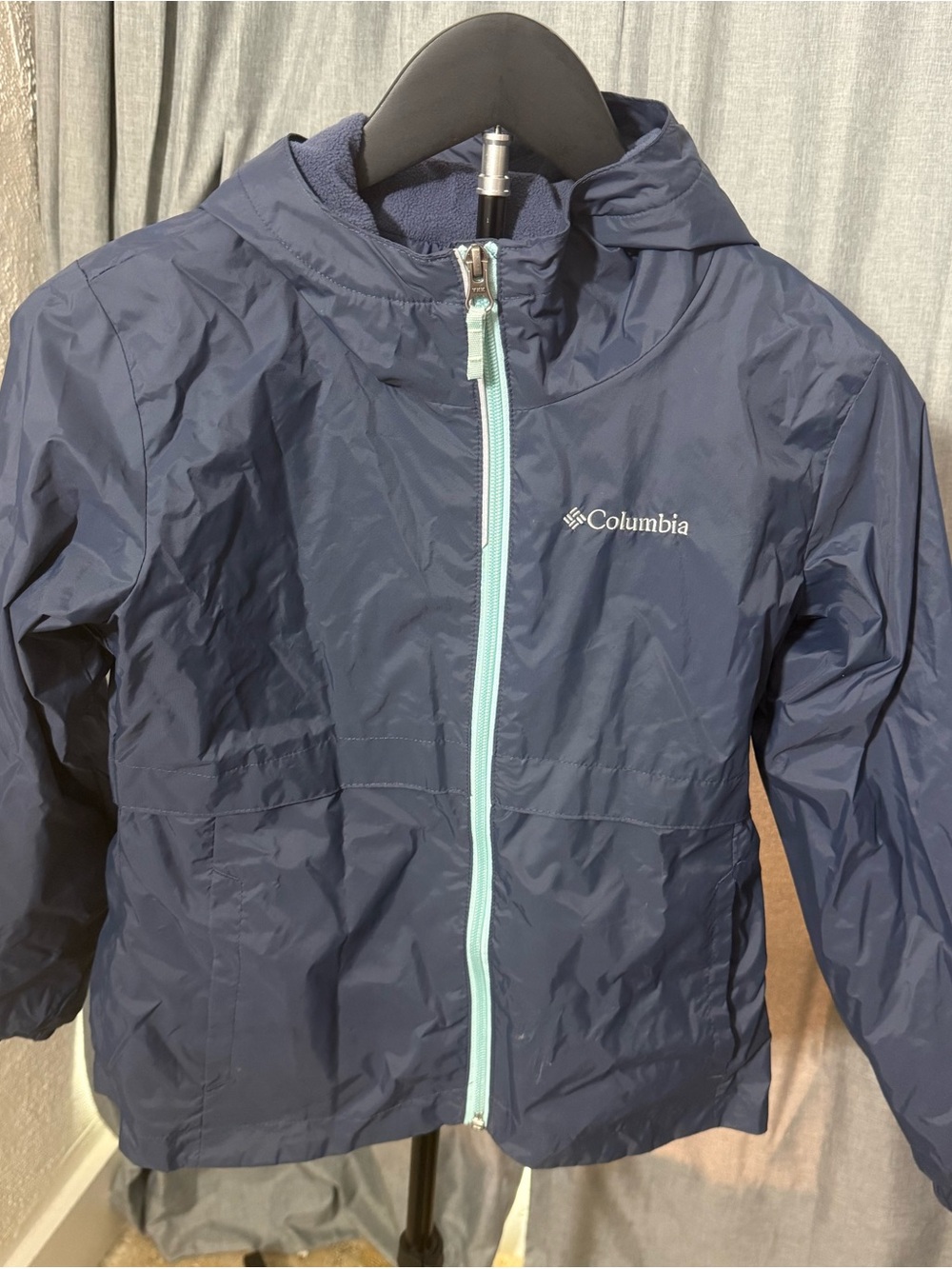 Columbia Kids Windbreaker Jacket with Aqua Zipper